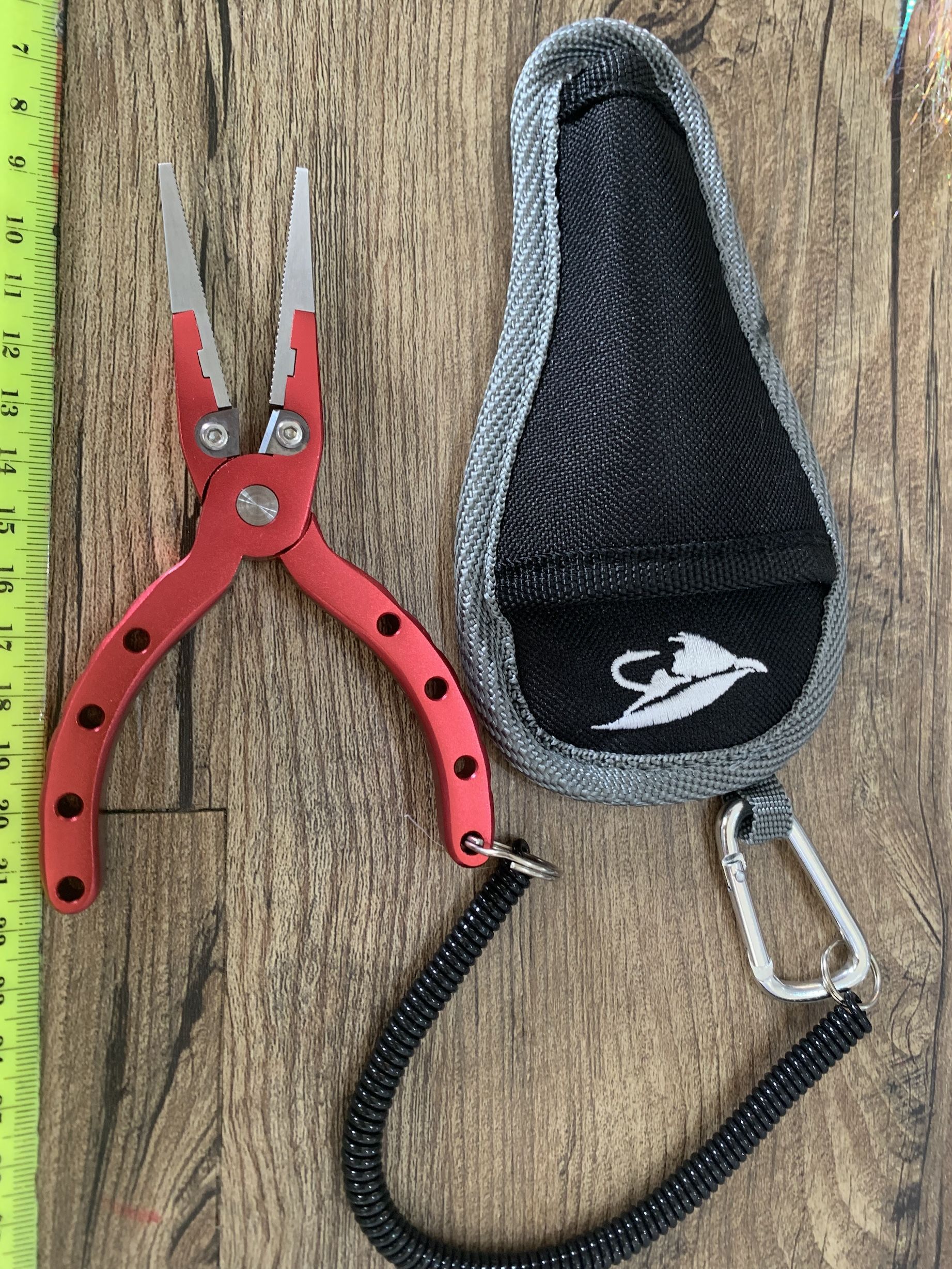 Fly Fishing Pliers with protective sheath and lanyard - Tie N Fly